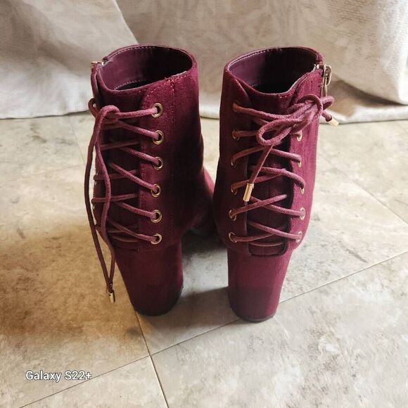 Eva & Zoe gorgeous suade burgandy ankle boots - Picture 9 of 9